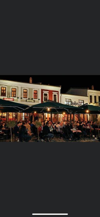 Tradicional Bazaar Home Korce Exterior photo